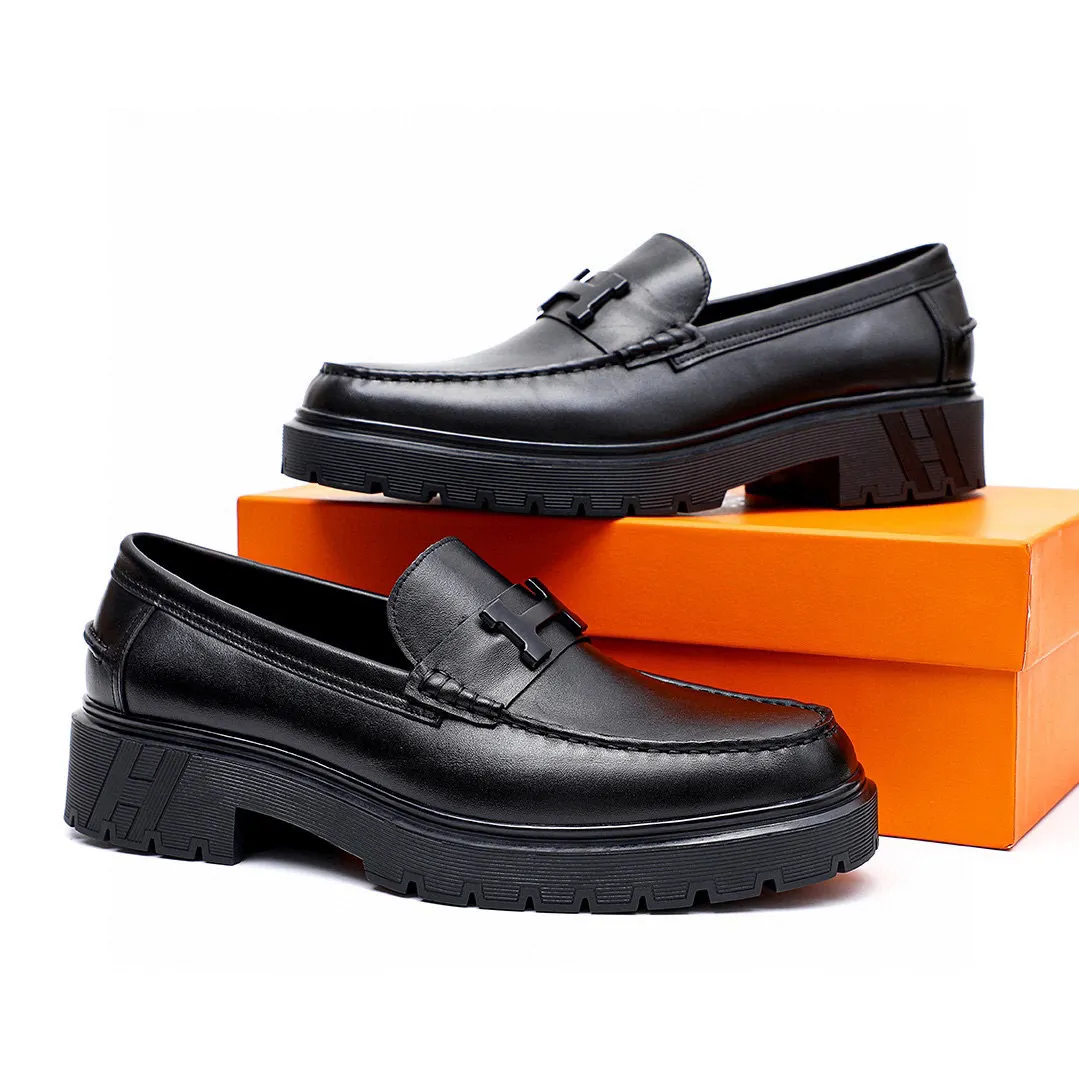Men's shoes 💰680 💐[HERMES] popular men's shoes counter original items! The world's top brands...Luxury quality...//Fashion and high-end footwear 👍💪🏻...give you a low-key luxury comfort experience👍. The upper is made of pure Italian imported original calfskin. Sweat-absorbent cowhide leather lining. Comfortable and breathable. The original rubber foam light outsole is high-end and classy. Luxurious and noble!! .. OEM factory shipment [Hug] stall.. Original plate. Welcome to taste..39-45 (38.45.46🉑️Customized)